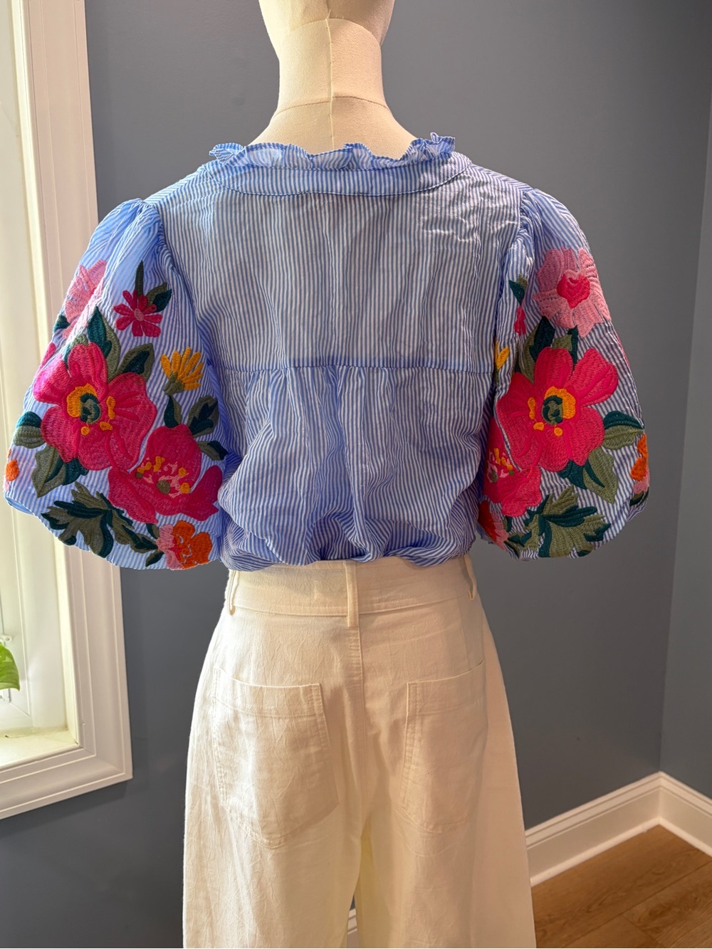 THML Blue Stripe Floral Embroidered Puff Sleeve Blouse M - Picture 5 of 8